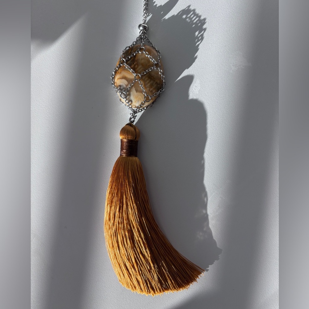 Chic Bean design Necklace of yellow agate With Tassel